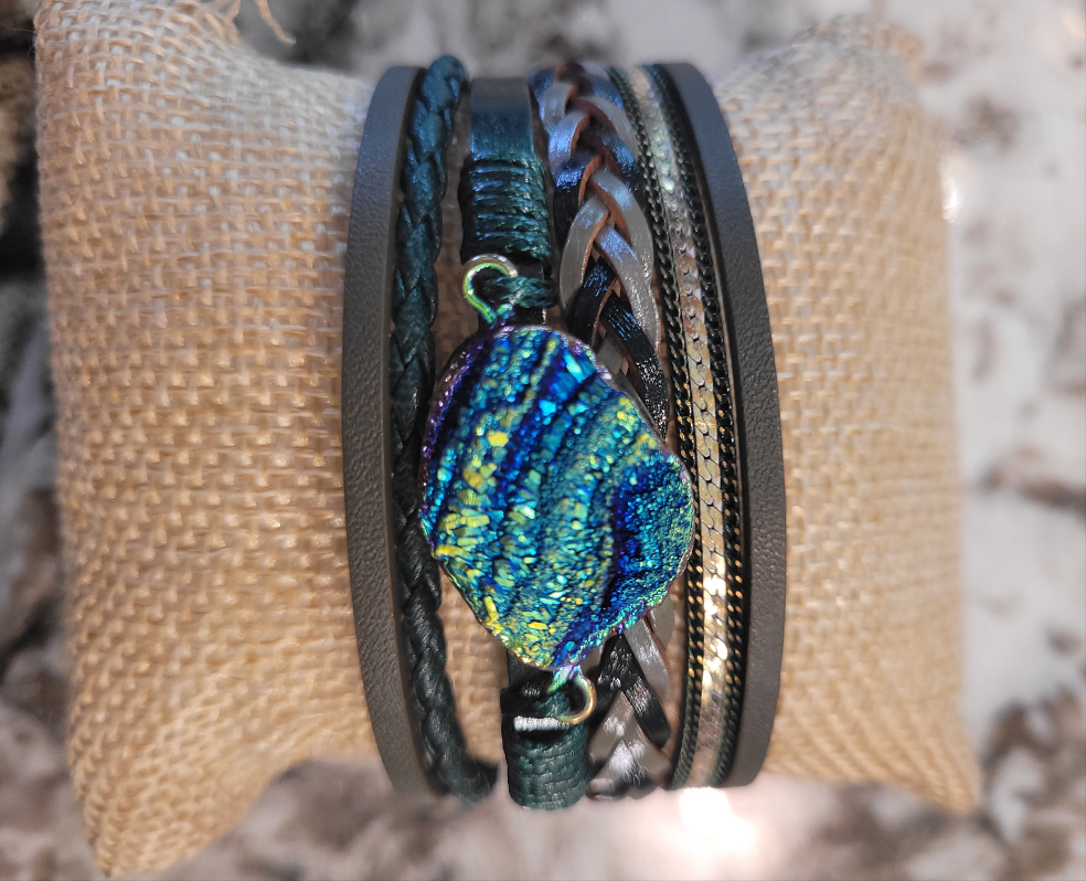 Magnetic Clasp Multiple Strand Leather Geode Cuff Bracelet-Green