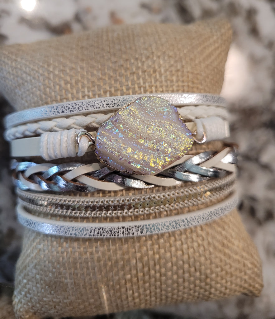 Magnetic Clasp Multiple Strand Leather Geode Cuff Bracelet - White/Silver
