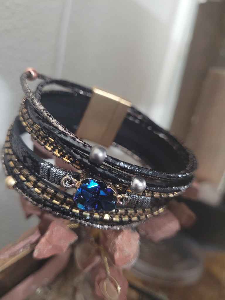Magnetic Clasp Multiple Leather Strand small Geode Cuff Bracelet -Blue