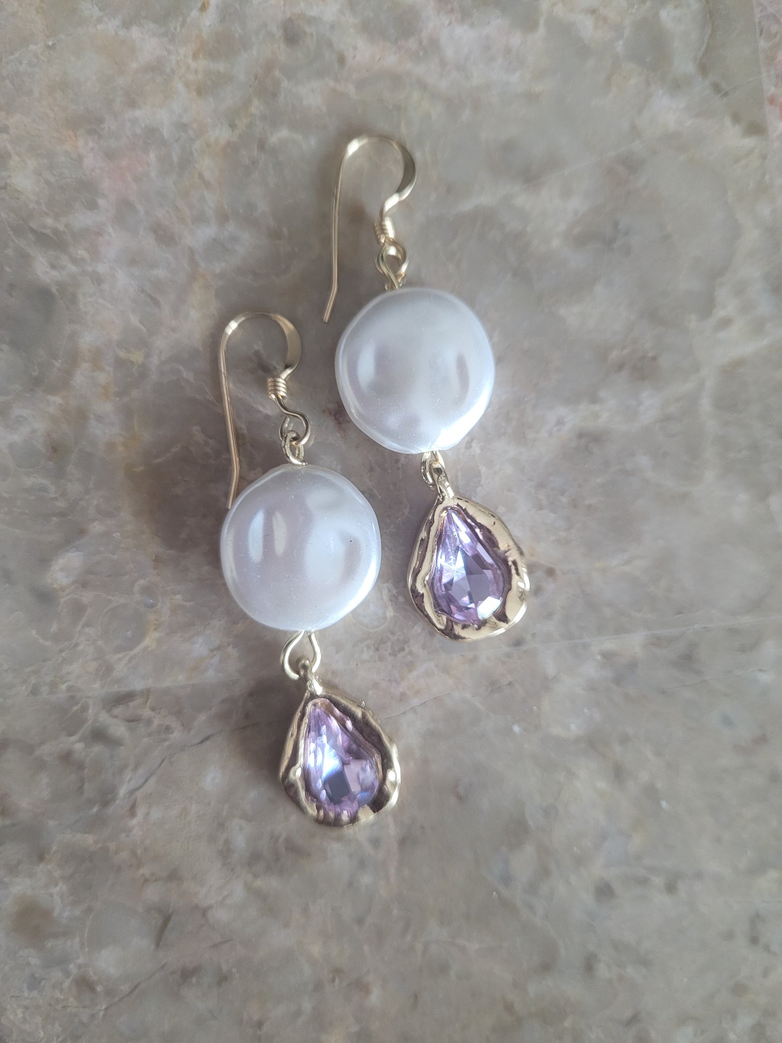 White Coin Pearl and faceted Amethyst drop earrings