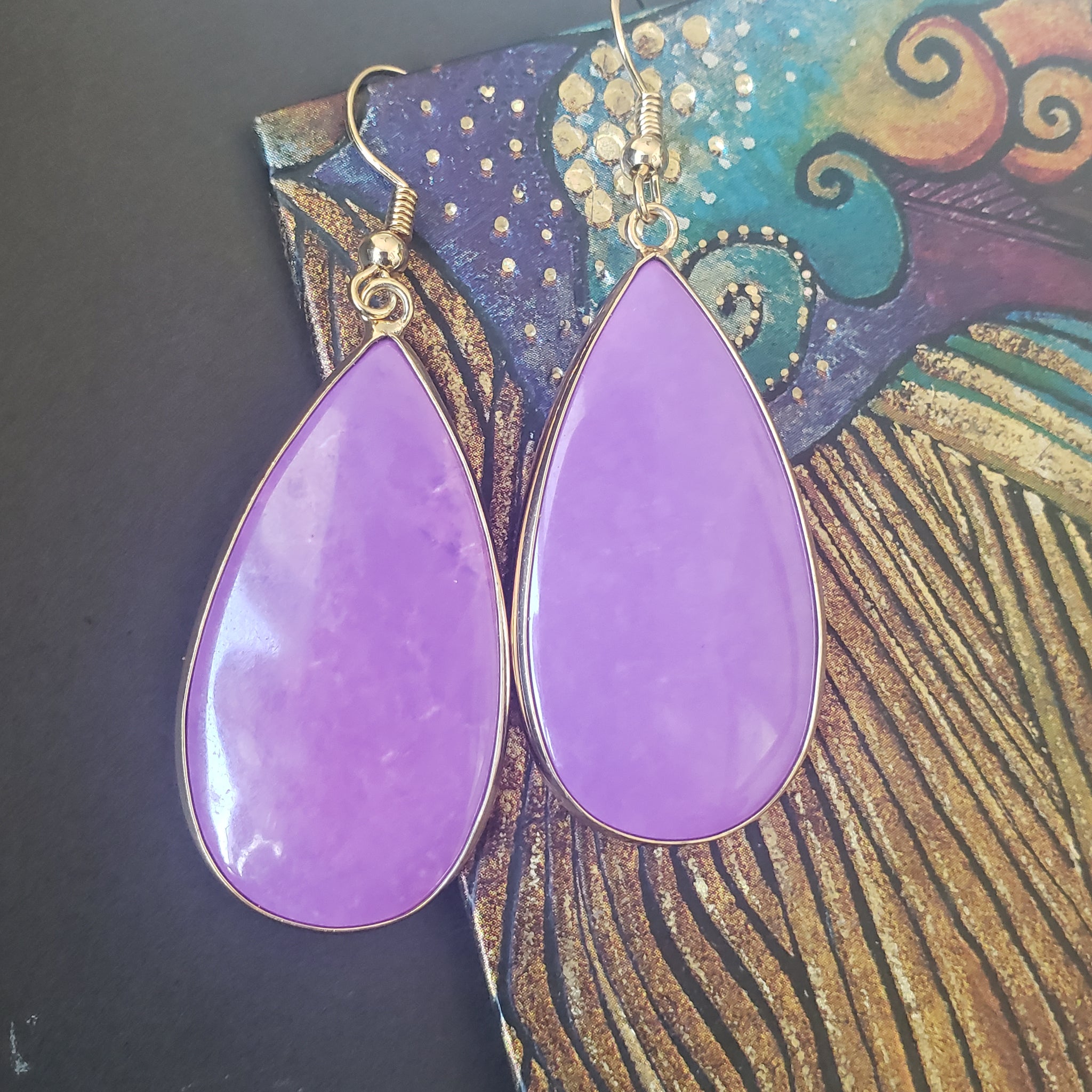 Lavender Purple dangle Teardrop Shaped Agate Earrings,