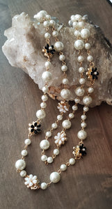 Beautiful White Pearl and enameled flower Necklace