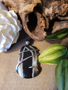 Gorgeous Banded Agate Natural Stone Pendant