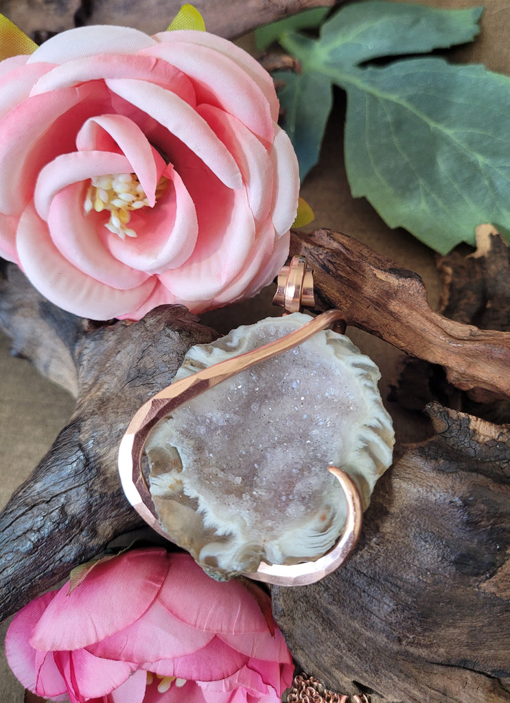 Natural Geode Stone Necklace Pendant, Beautiful Druzy Filled Geode, Copper Wire Wrap, Unique Geode Jewelry, Unisex Pendants
